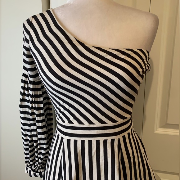 Lovers + Friends Huntington One Shoulder Mini Dress - Picture 5 of 8